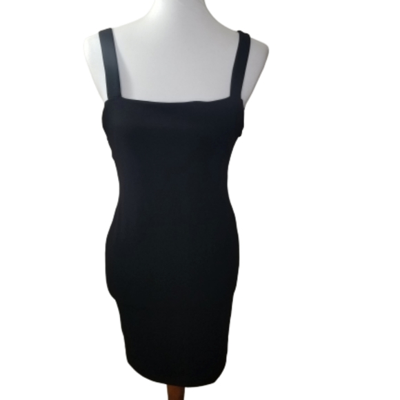 || SOLACE LONDON || Revolve Black Rosa Mini Dress - Picture 4 of 8